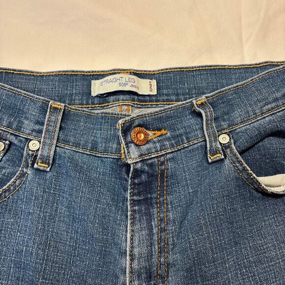 Levi's 505 Straight Cut Jeans Size 12 S/C 34" Blue Medium Wash Mid Rise Modern - Picture 2 of 4